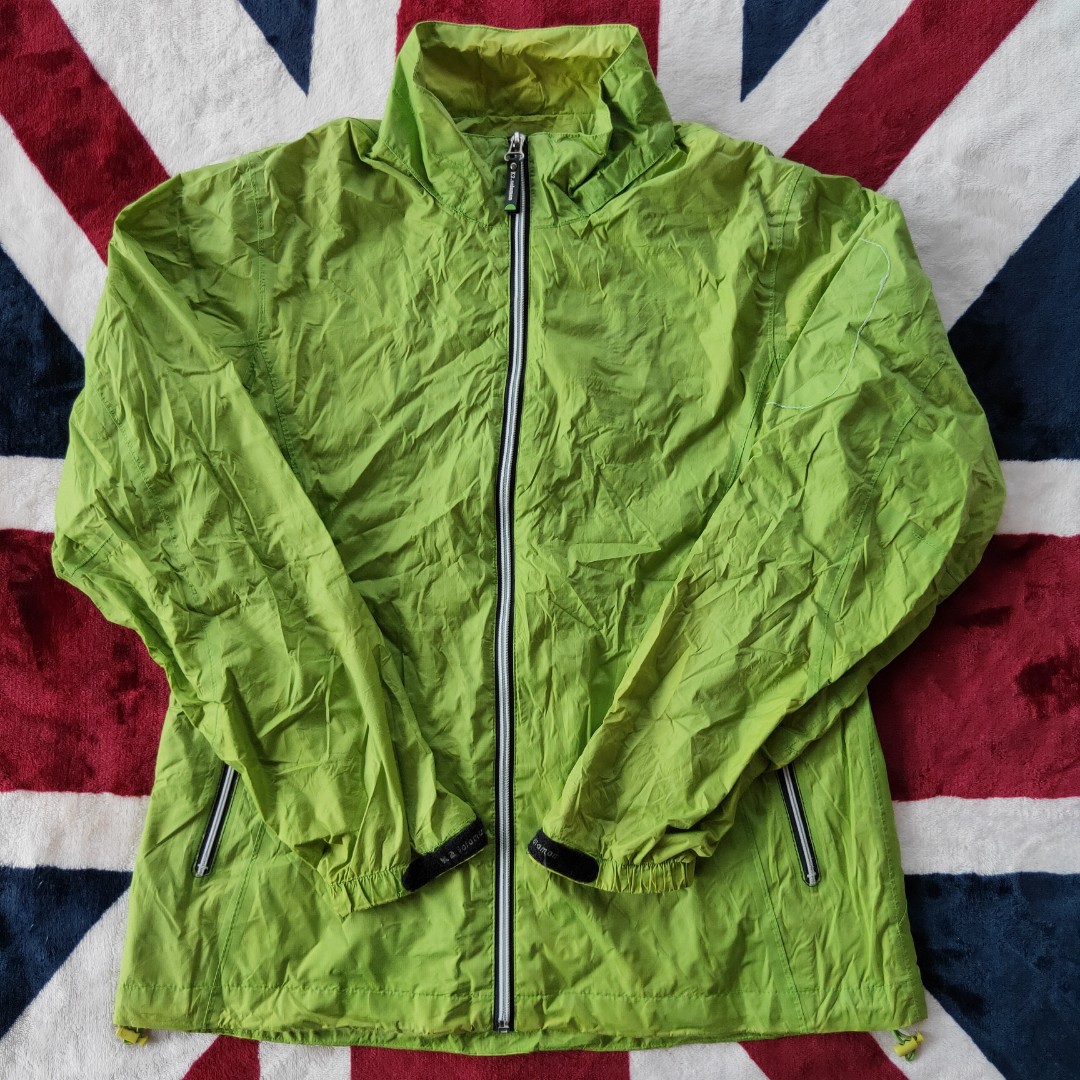 20/24 , K2 hiking windbreaker, Women's Fashion, Coats, Jackets and