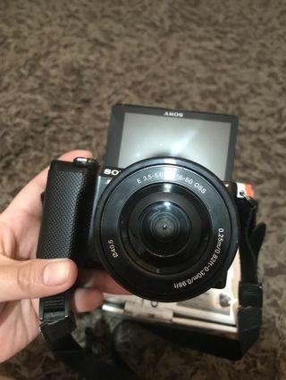 A5000 Mirrorless Sony Camera