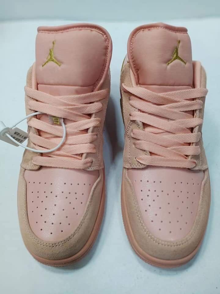 Jordan 1 store low coral gold