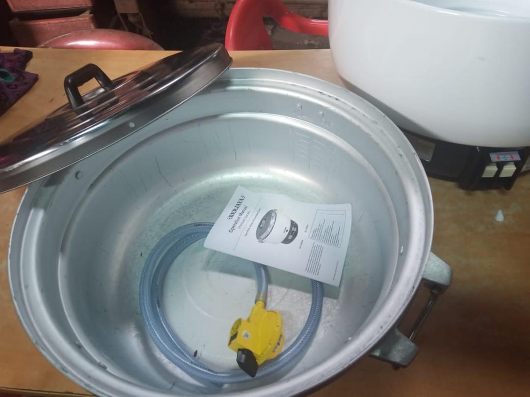 BERJAYA 10L GAS RICE COOKER, TV & Home Appliances, Kitchen Appliances