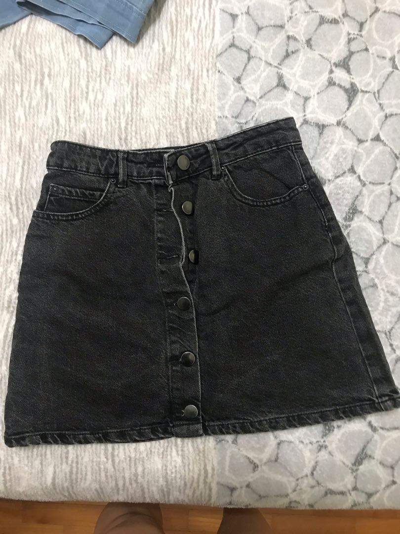 Black denim skirt bershka 2025