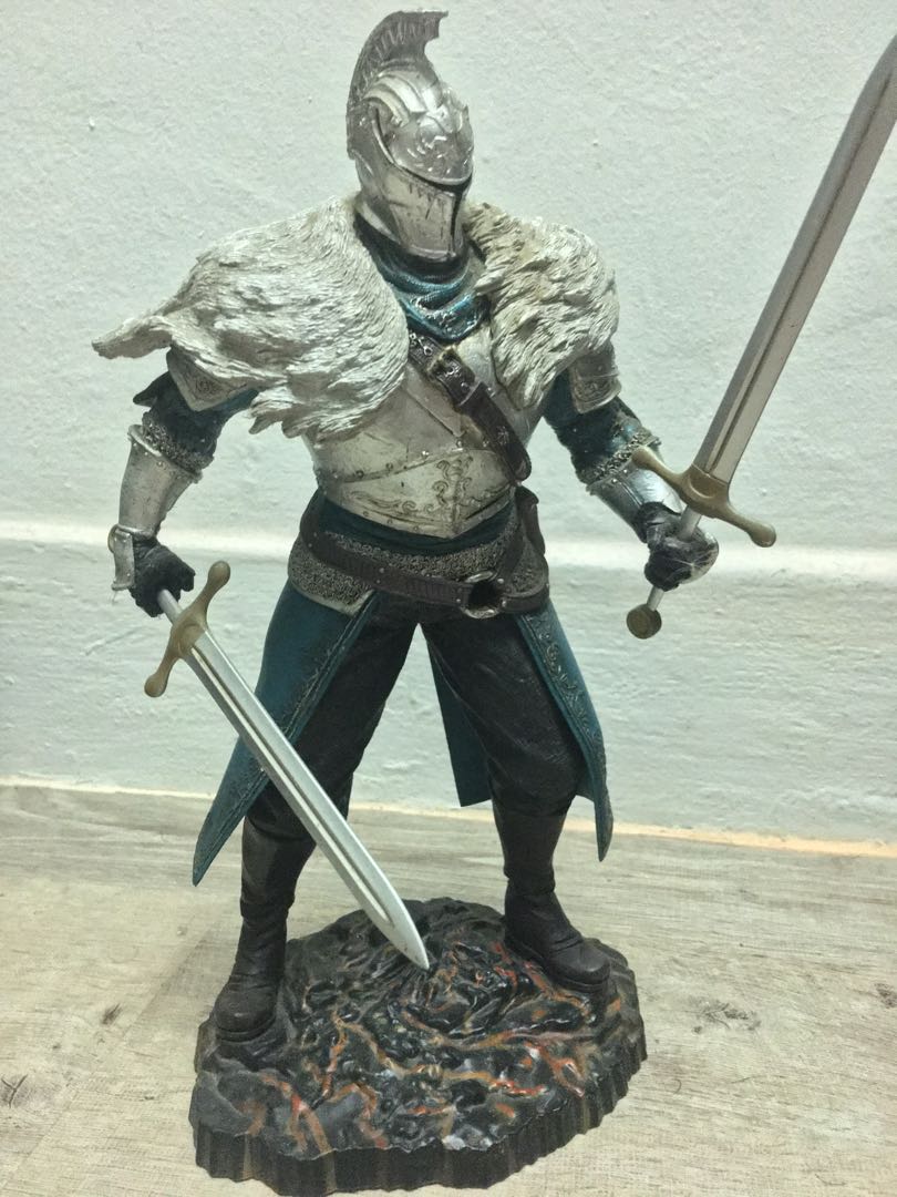 Dark Souls 2 Collectors Edition Faraam Knight Statue, Hobbies & Toys, Toys & Games on Carousell