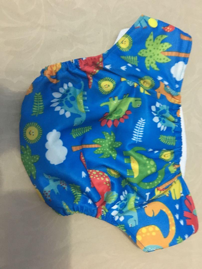 Diaper cloth (Category: Diapers & Baby Wipes) located in Manila. Submitted by nikaclyde (Listing ID 258551815, Image 2). Description: Used once no flaws rfs maliit kay baby .