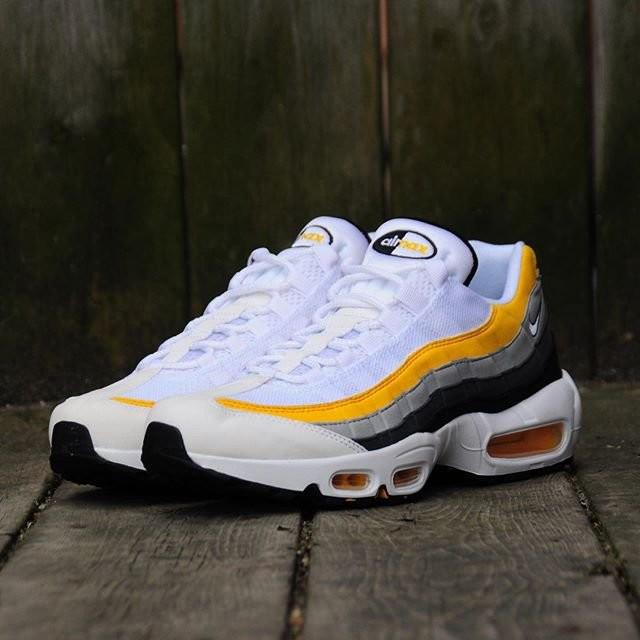 Fast Nike Air Max 95 Yellow White Men S Fashion Footwear Sneakers On Carousell
