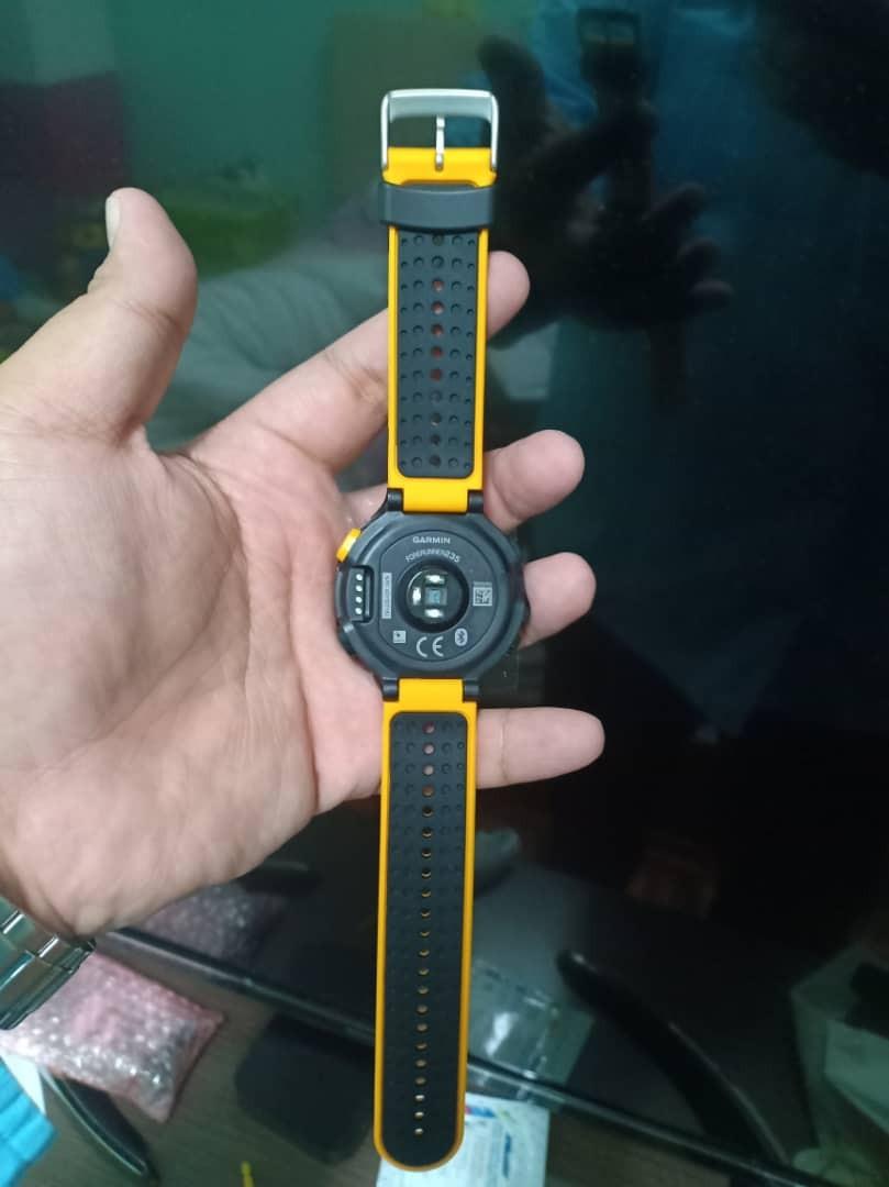 New Sell cheap Garmin forerunner 235 Men s Fashion Watches Accessories Watches on Carousell