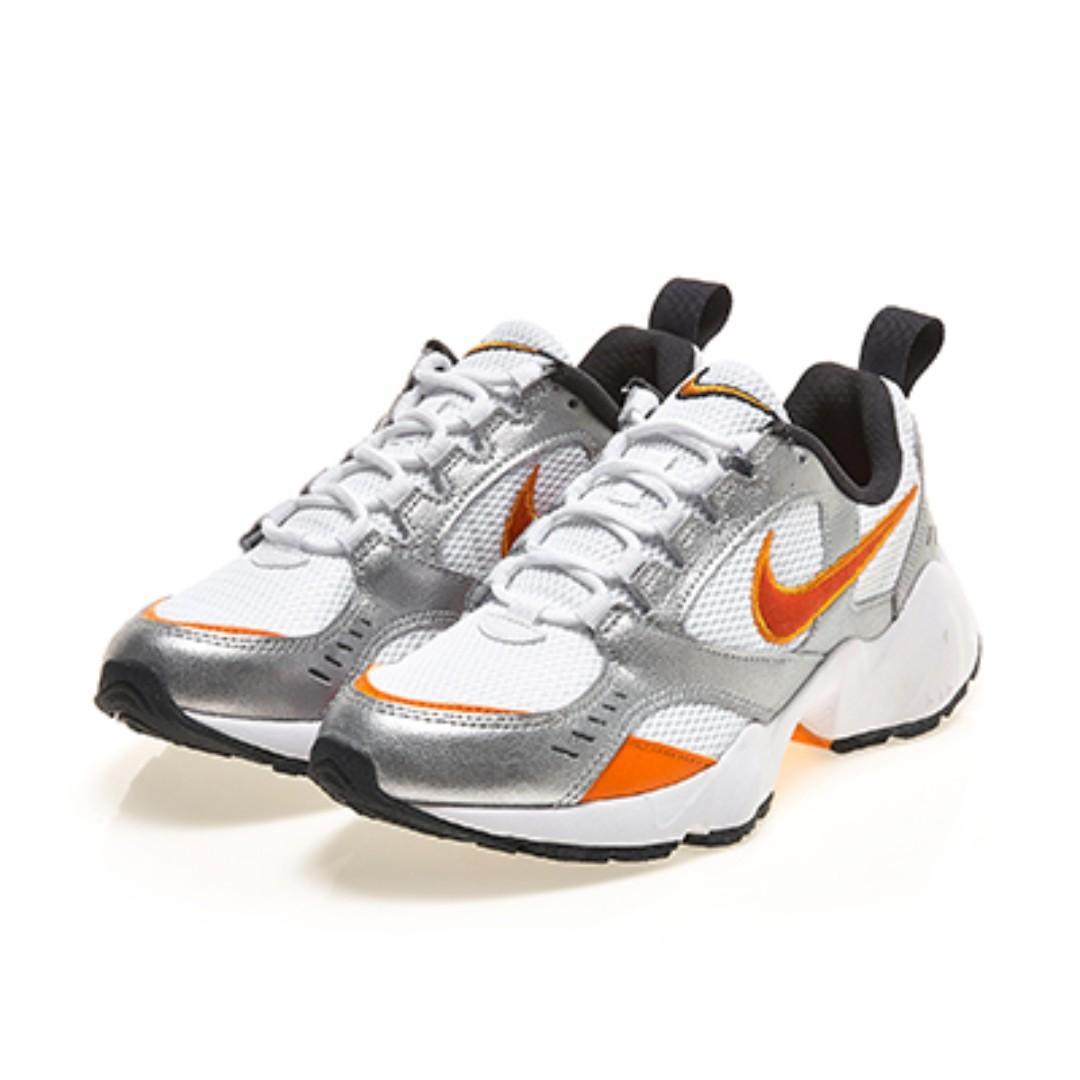 Nike air heights white orange sneakers 
