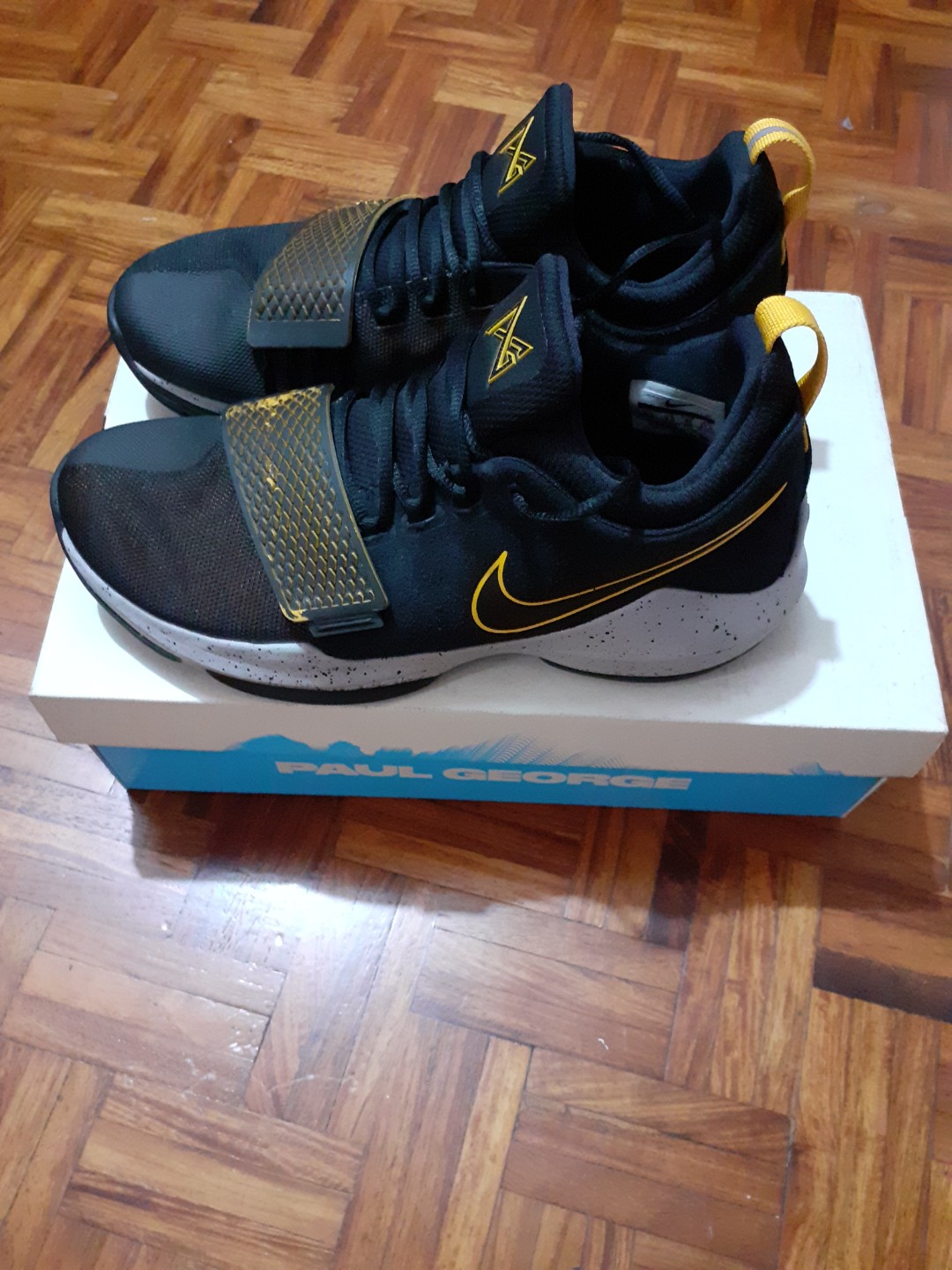 pg1 basketball shoes