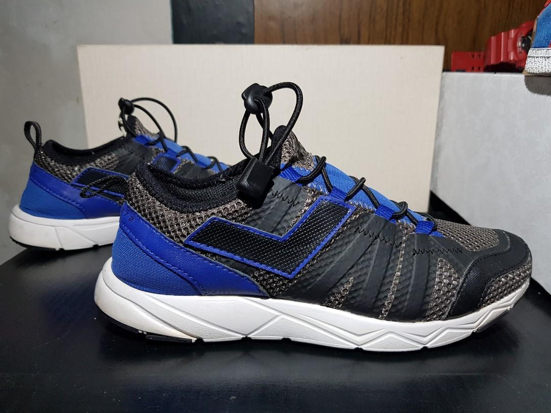 pony running shoes