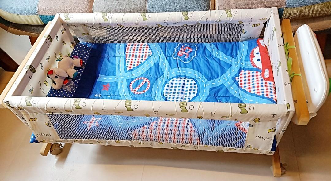 portable rocking baby bed