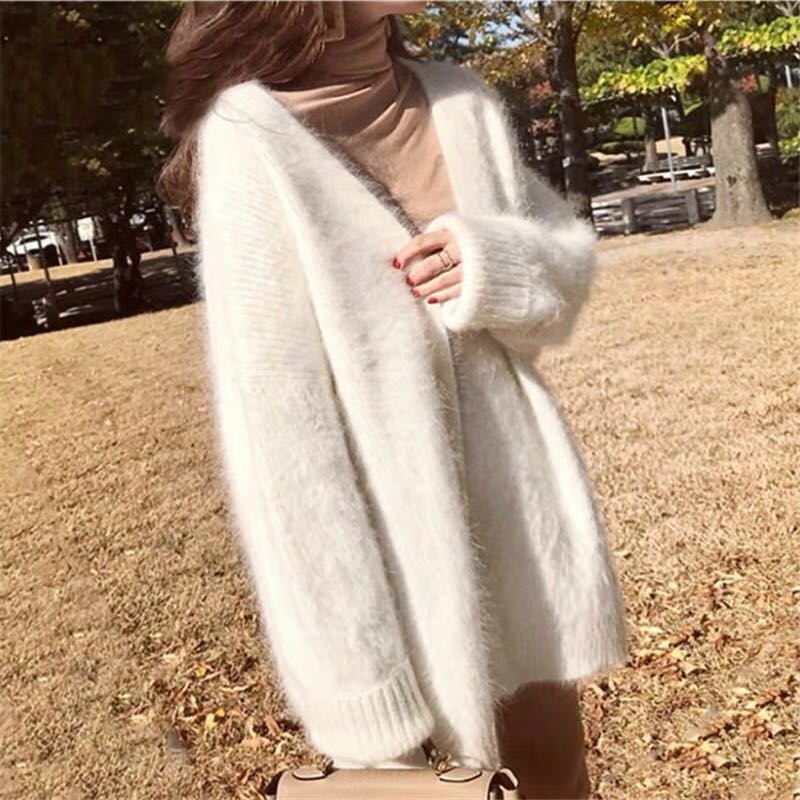 Winter White fluffy coat, Women's Fashion, Coats, Jackets and Outerwear