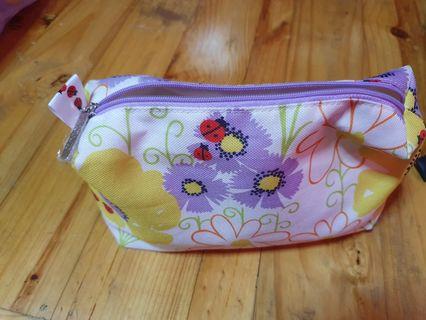 Make up pouch