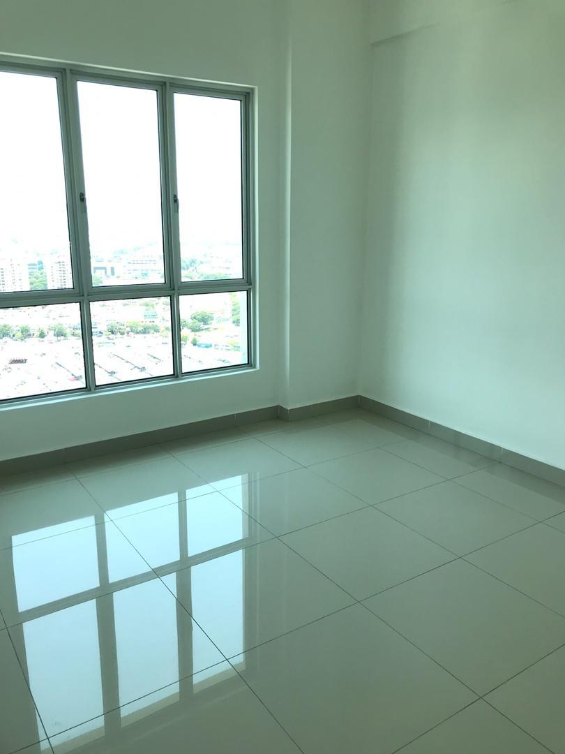 Visual Reference: Elite Condo Penang Banyan Lepas New Duplex Property For Sale