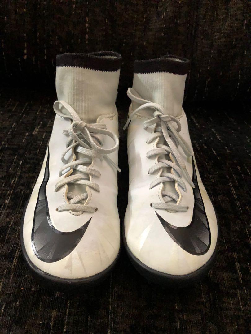 Nike mercurial shop cr7 indoor shoes