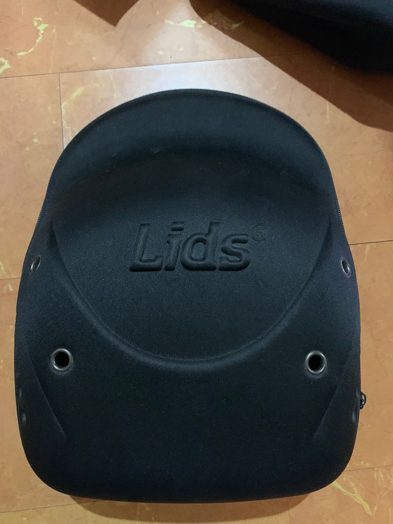 lids cap holder