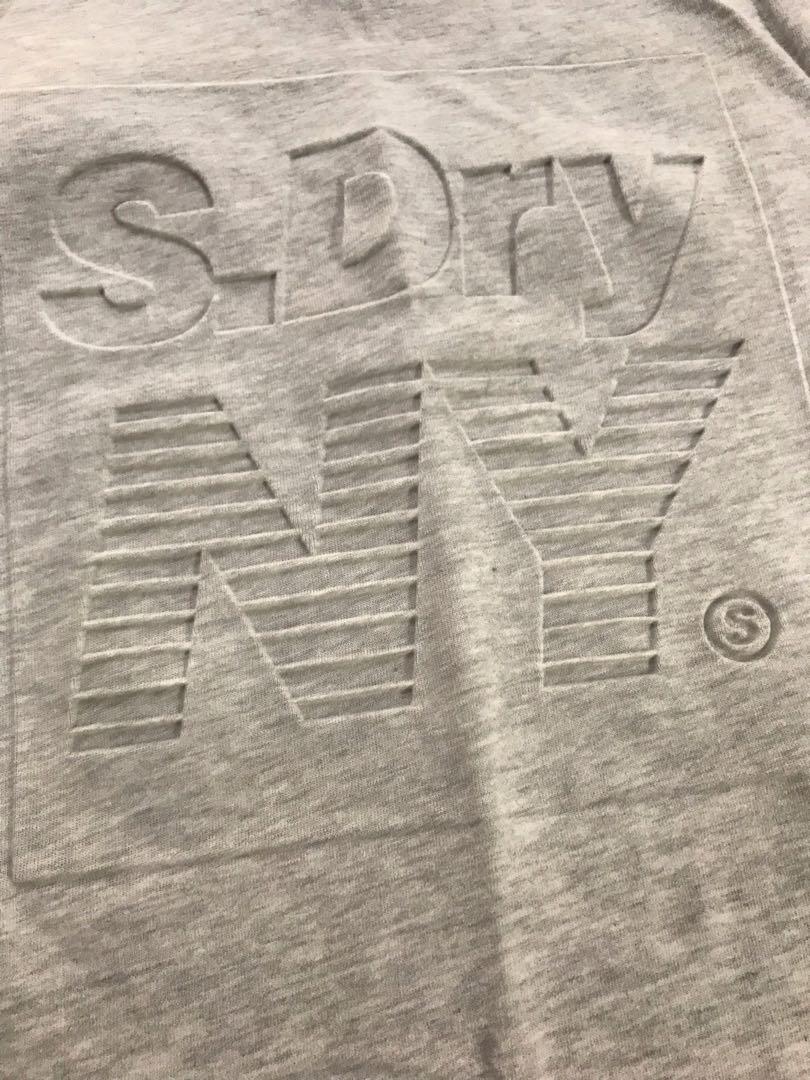Superdry Tee (Category: Tshirts & Polo Shirts) located in Singapore. Submitted by hypelab (Listing ID 258671521, Image 1). Description: Brand new Superdry tshirt/tee Condition: 10/10 Embroidered logo and soft marble design which is a super cute colour Fits true to size .