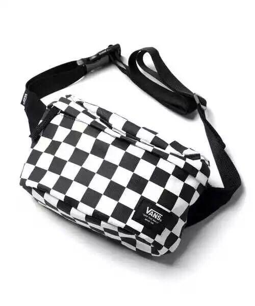 vans checkerboard waist bag