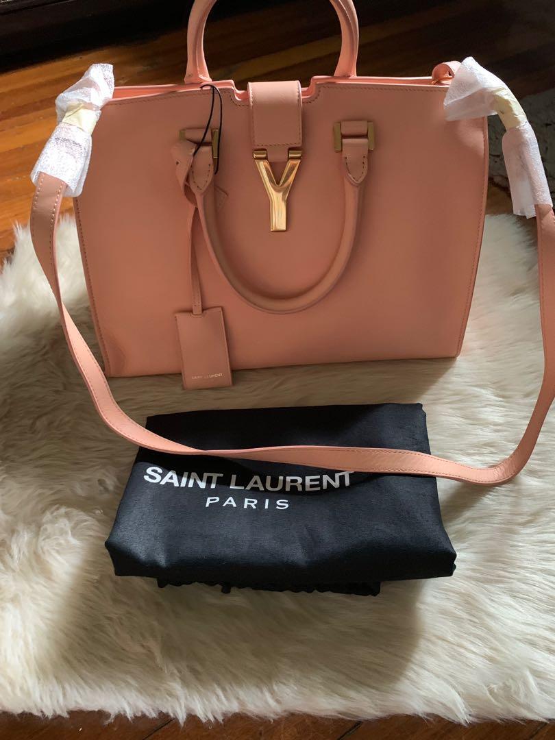 YSL small cabas bag (Category: Luxury Bags & Wallets) located in Makati City. Submitted by myterry1941 (Listing ID 258612630, Image 1). Description: Like new with box and dust bag YSL cabas bag Size small Stored and kept never used .