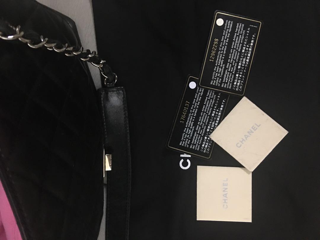 Authentic Chanel Bag (worn with noticeable scratches), Women's Fashion