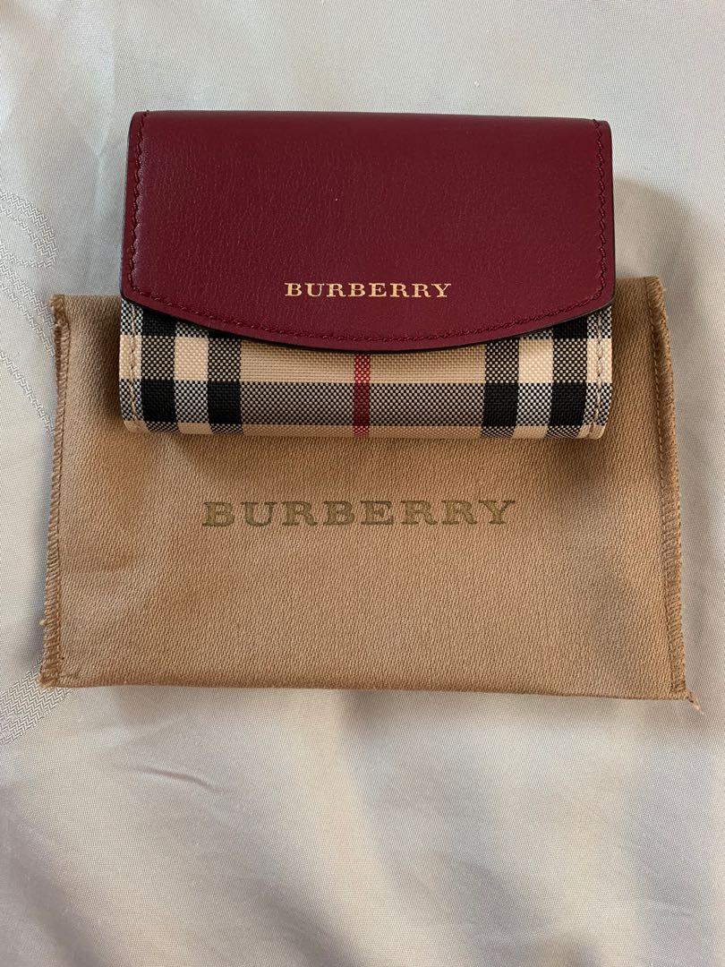 Burberry card holder coin purse, Women's Fashion, Bags & Wallets, Purses &  Pouches on Carousell