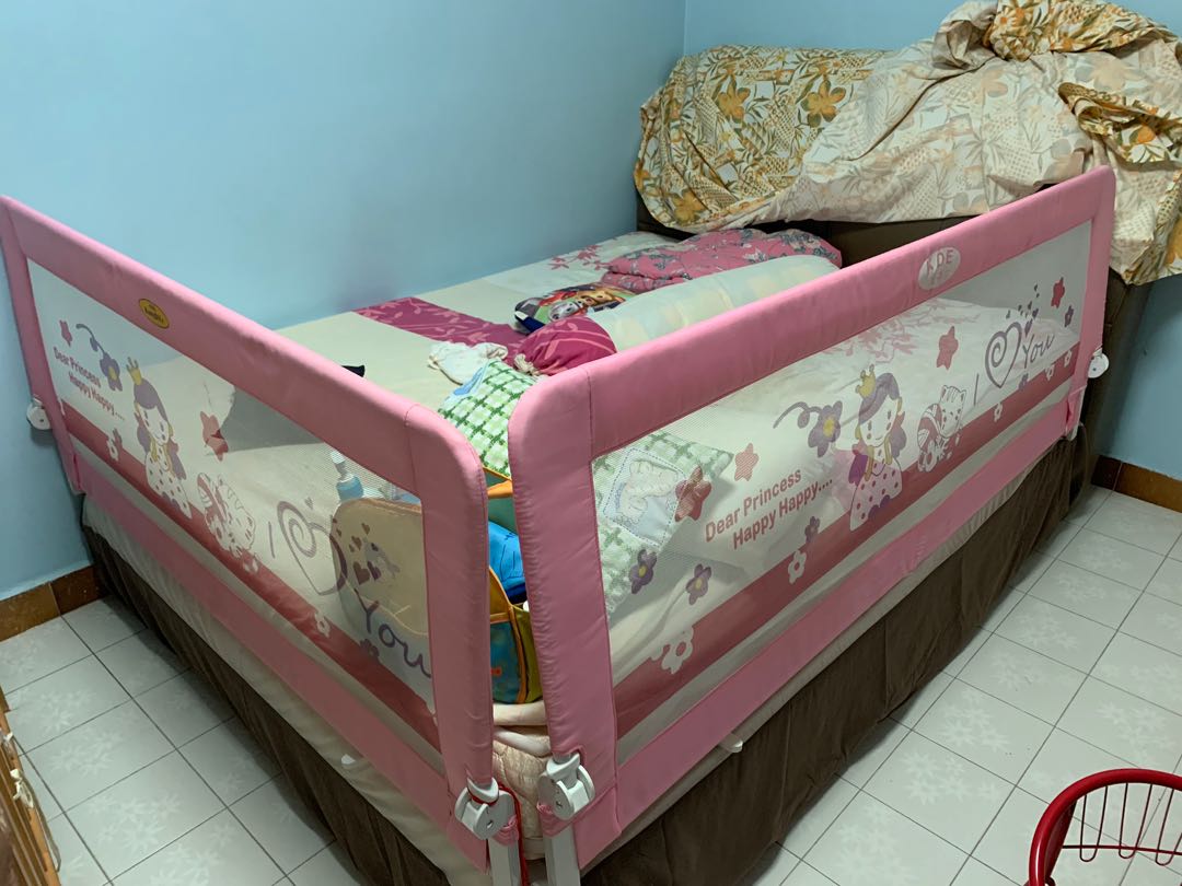 Cheap bed guard reduced to clear!!!, Babies & Kids, Cots & Cribs on