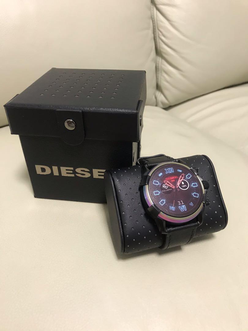 Diesel Touchscreen Smartwatch Full Guard 2.5 2024 towncentervb