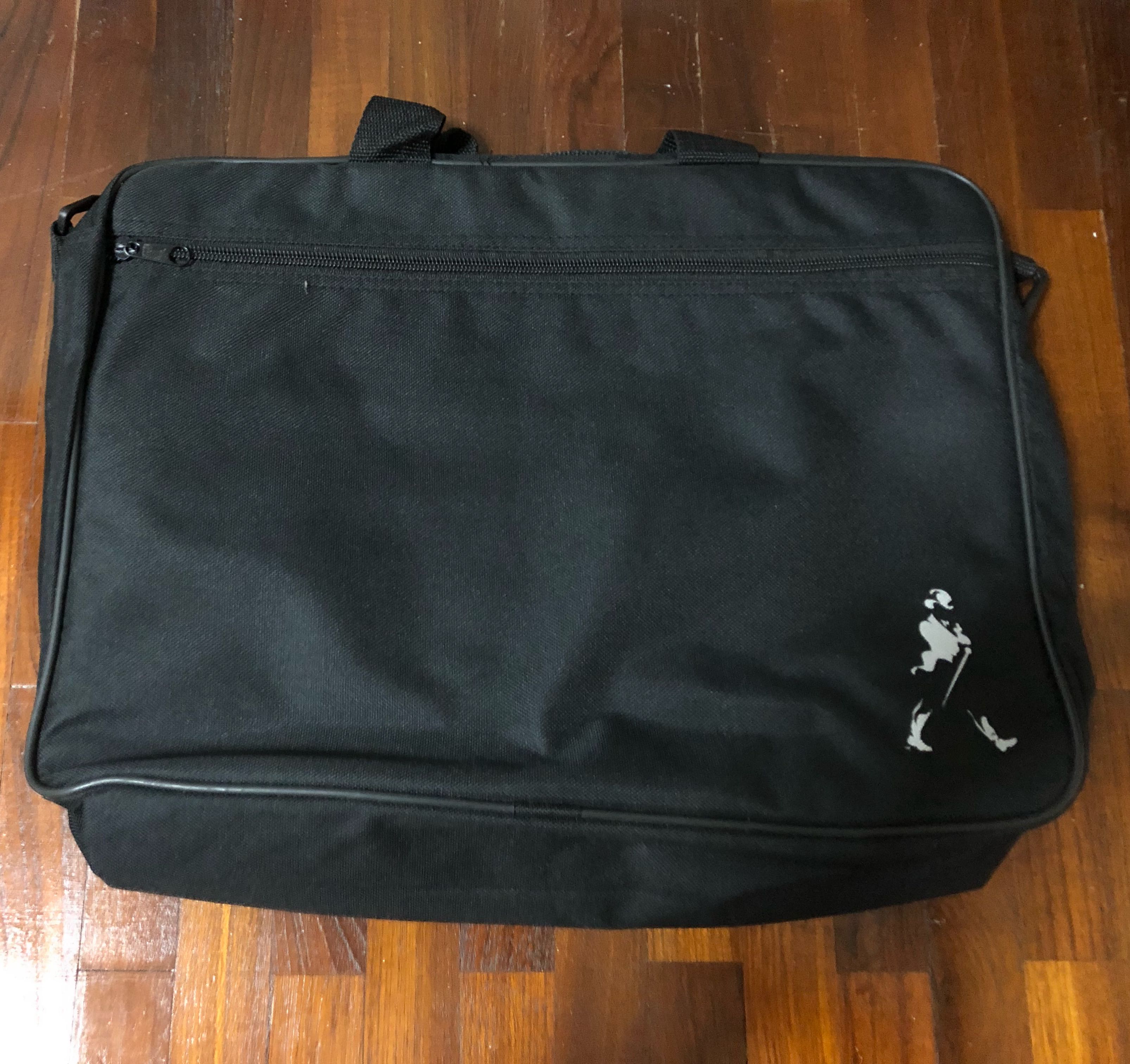 Johnnie walker laptop new arrivals bag