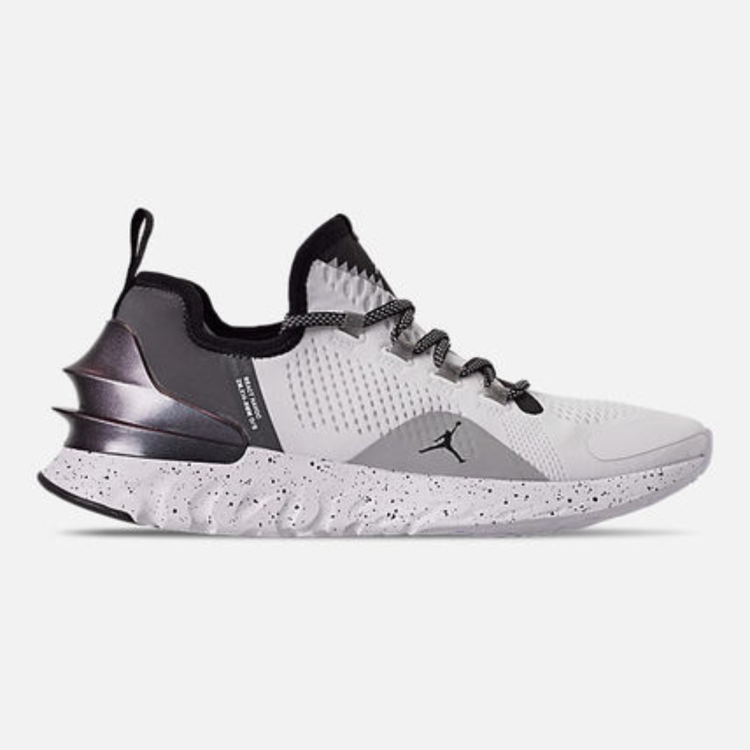 jordan react havoc white black smoke grey