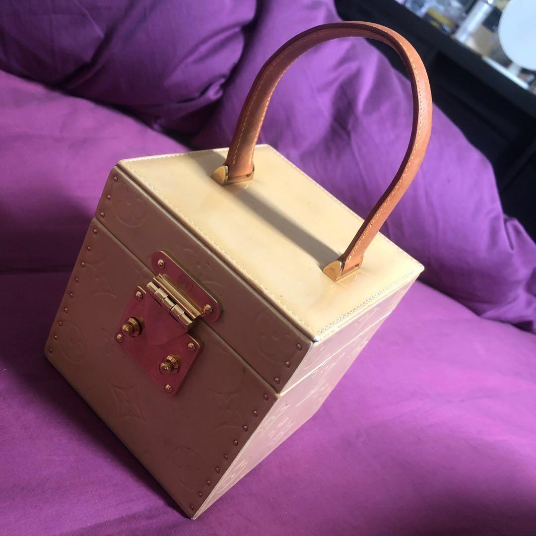 Louis Vuitton Bleecker Box Monogram Vernis Leather Rose Ballerine