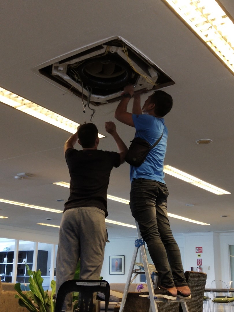 Makati aircon cleaning repair installer