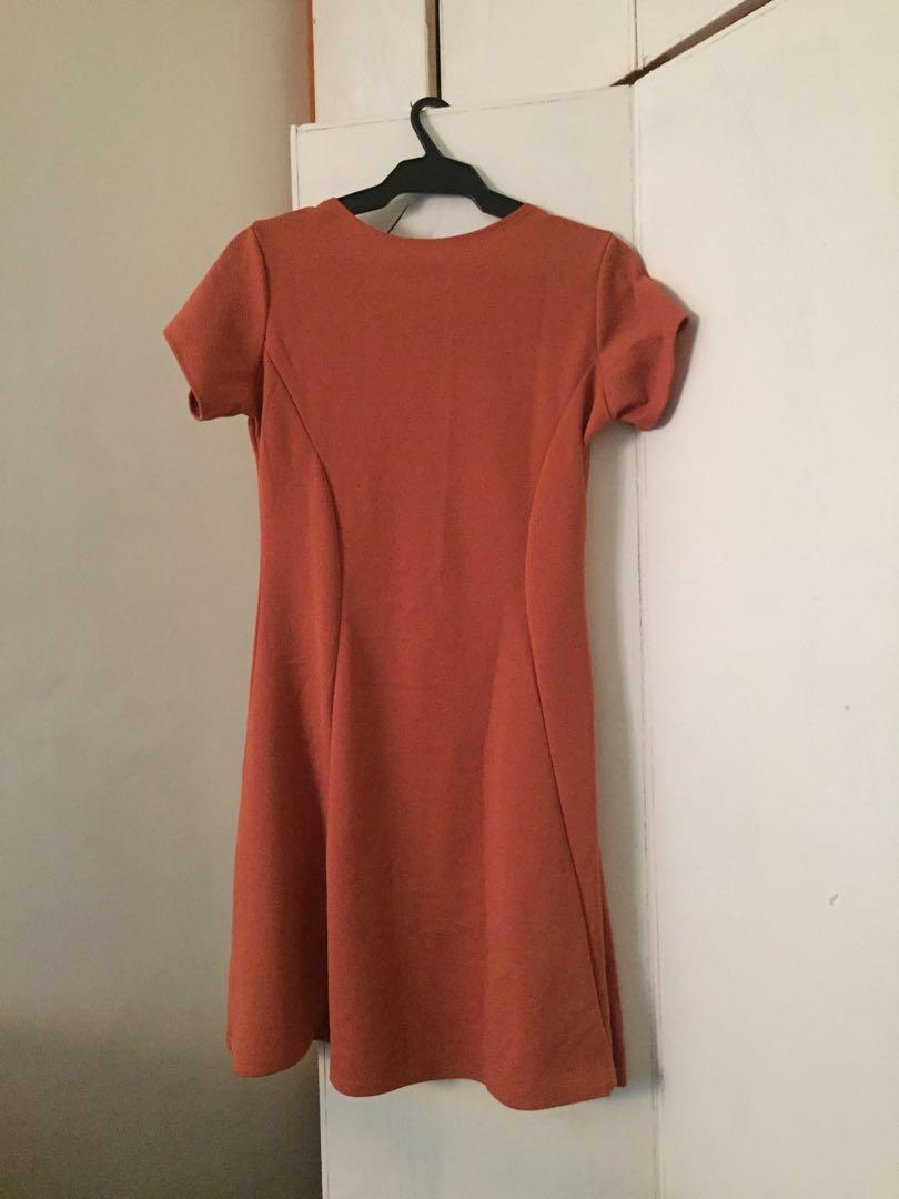 Office Dress (Category: Dresses) located in Marikina City. Submitted by imjasdee (Listing ID 253351215, Image 2). Description: Brand new Size: Small - Semi large Rfs: wrong size.