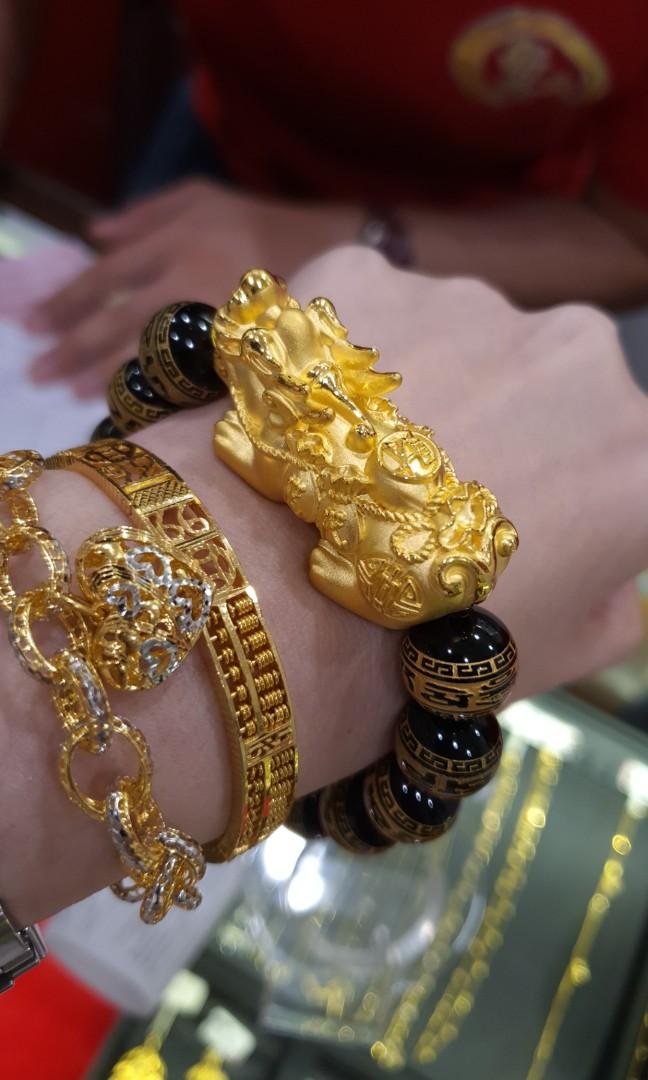 Gold piyao top
