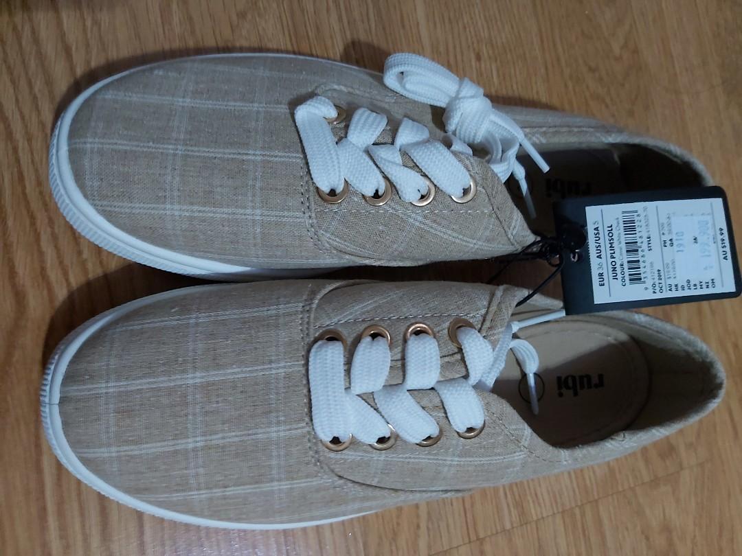 Rubi discount juno plimsolls