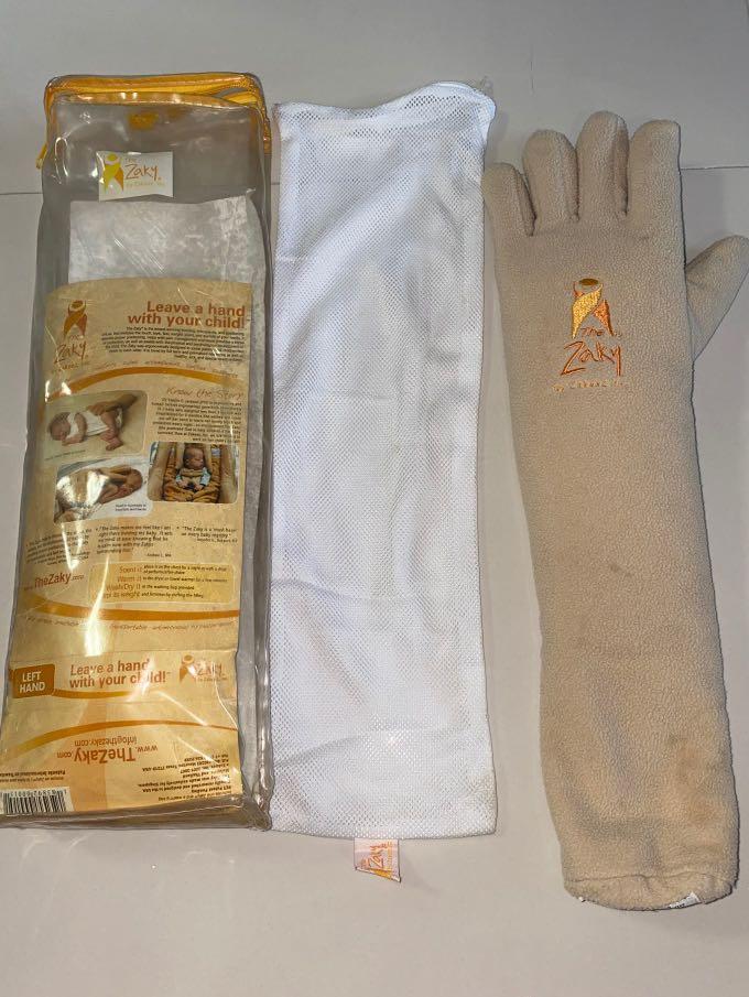 Hand shaped discount pillow for baby