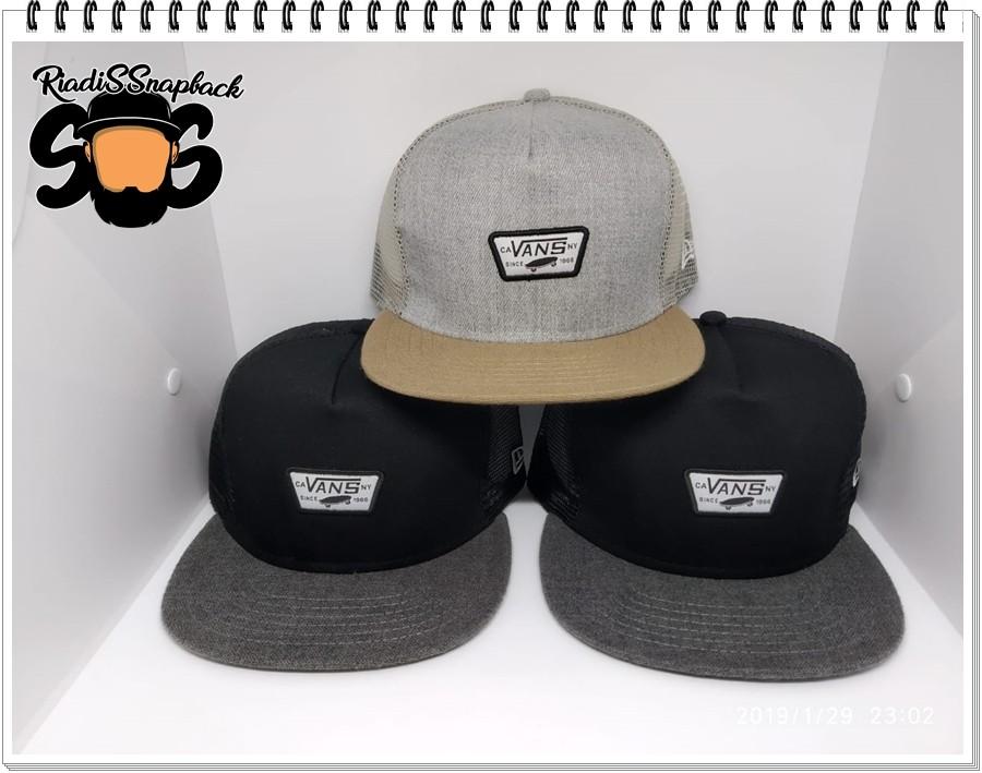 snapback vans original