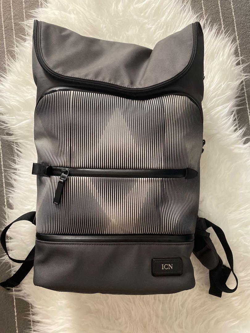Tumi バックパック Tahoe Forest Flap Backpack - バッグ