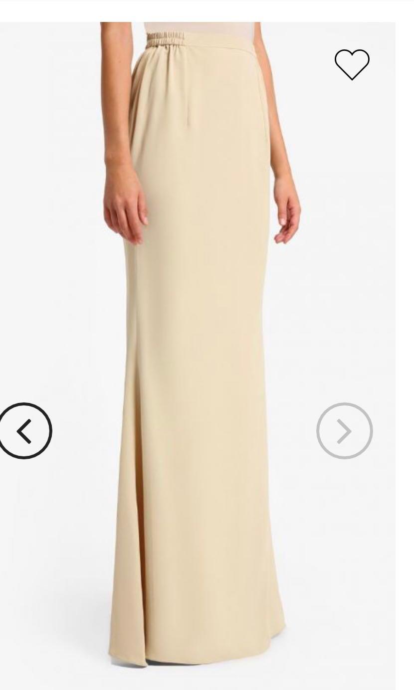 Ummu Haram Modern Kurung in Goldenrod Cream, Women's Fashion, Dresses