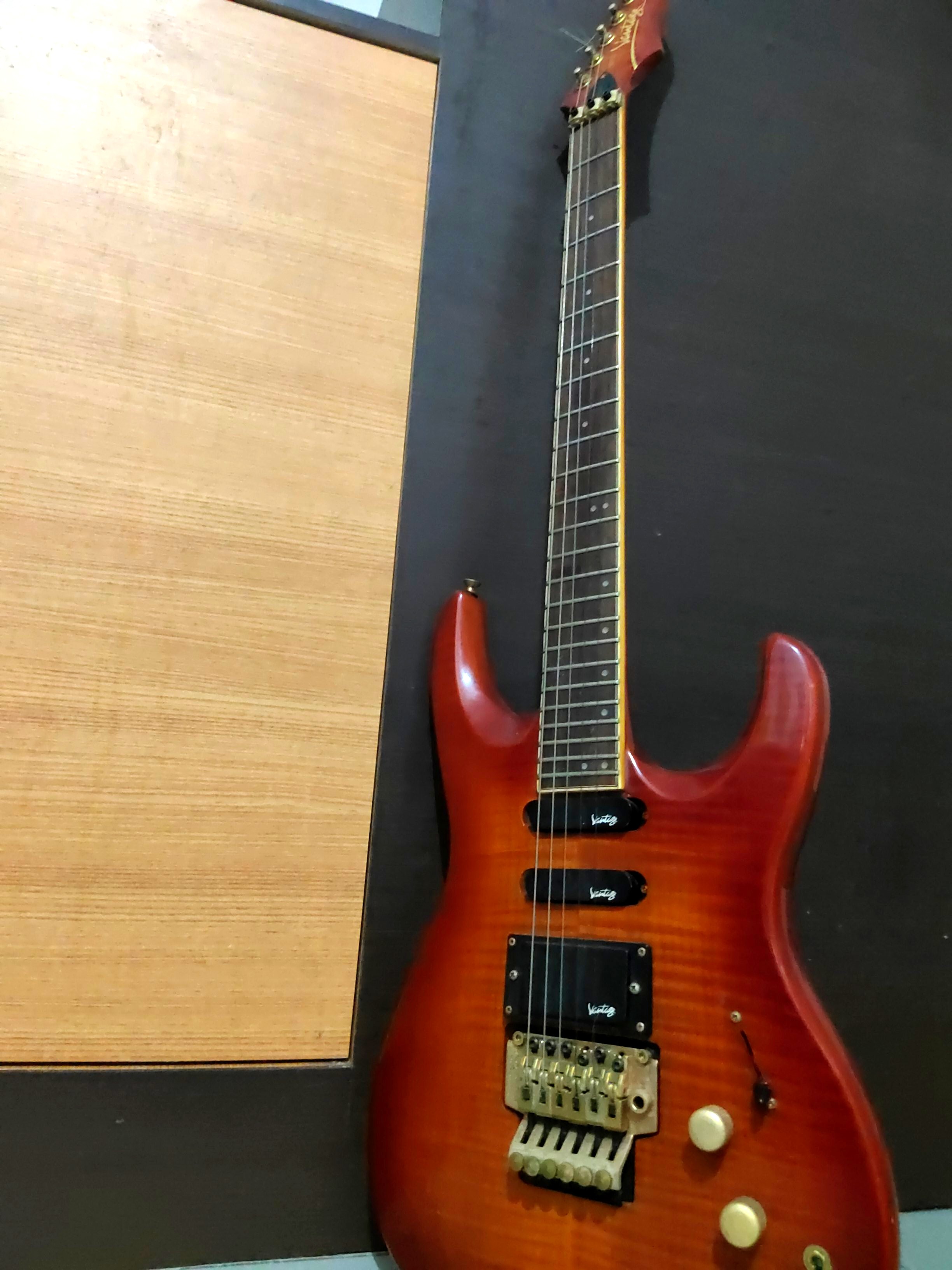 Vantage 728 GDT, Hobbies & Toys, Music & Media, Musical Instruments on ...