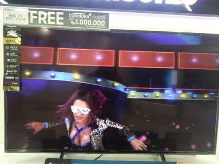 Kredit Smart TV 49" Panasonic 4K Tanp kartu Kredit