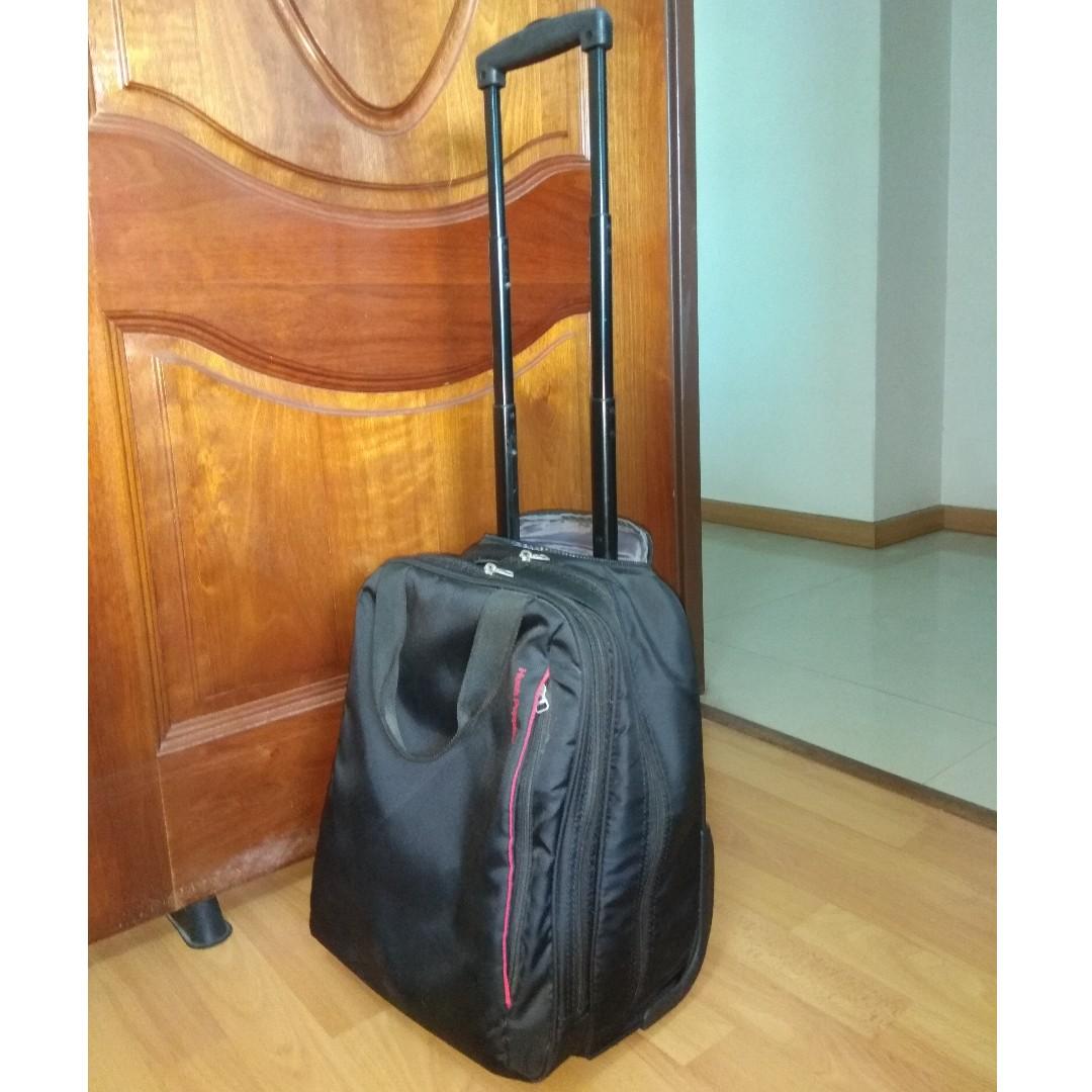 Hush puppies laptop trolley bag 2025