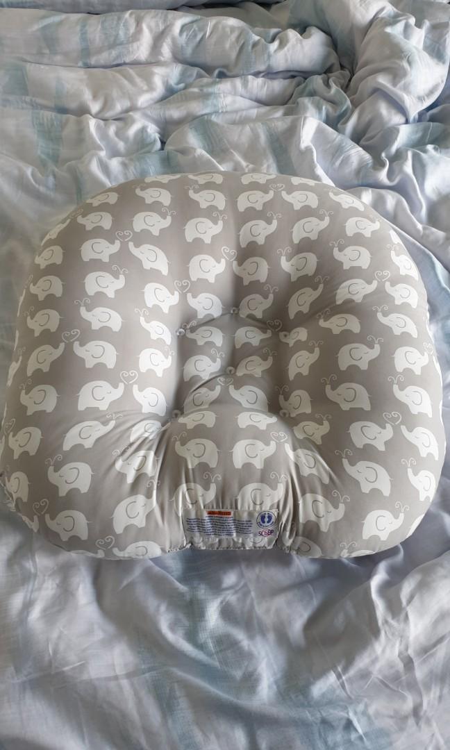 Newborn Lounger / Pillow, Babies & Kids, Baby Nursery & Kids Furniture
