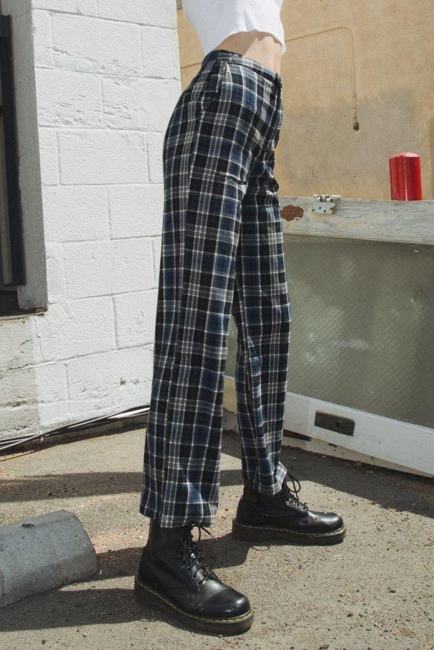BRANDY MELVILLE blue plaid valentina pants Women s Fashion Bottoms Other Bottoms on Carousell