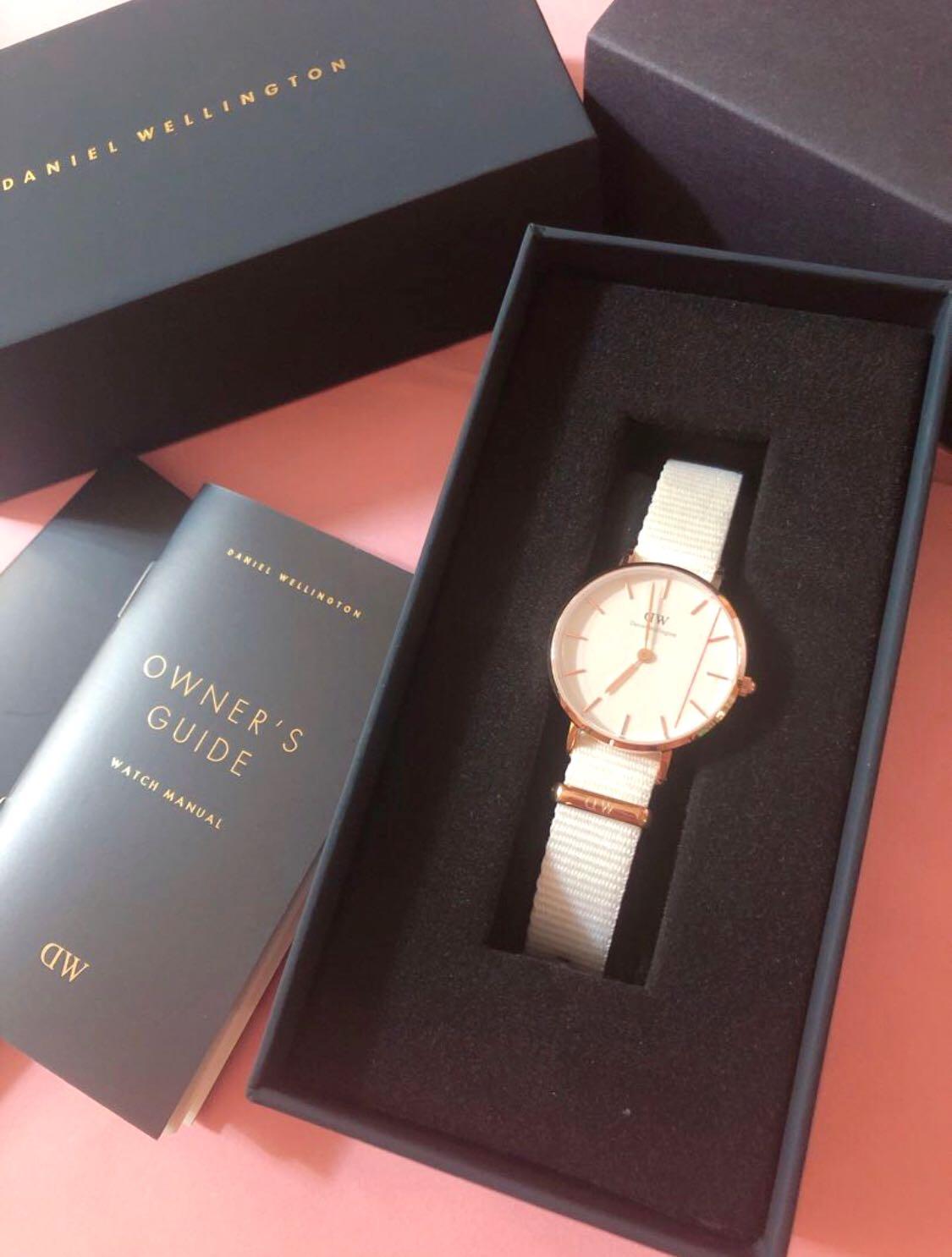 Daniel wellington store classic petite dover