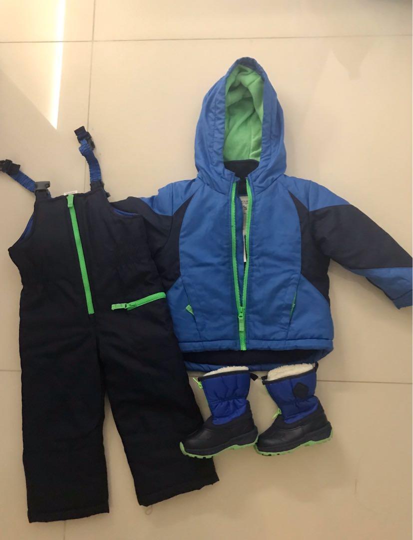 Gap snow bib outlet