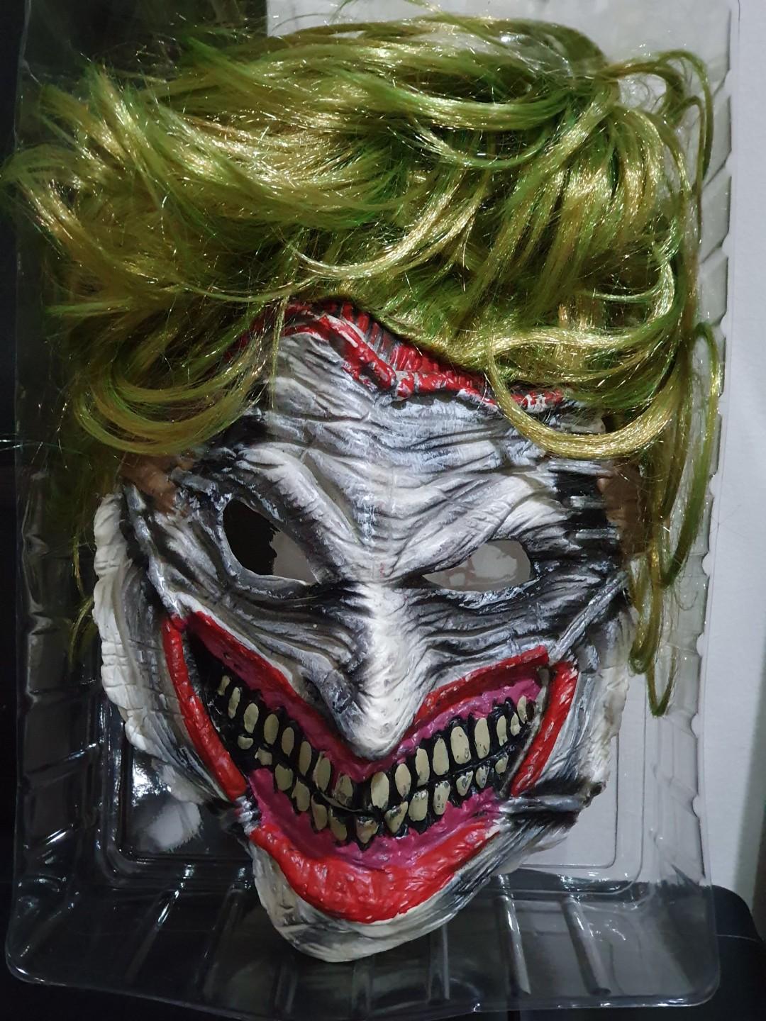 Joker Death in the Family Mask + Comic Set, Hobbies & Toys, Books &  Magazines, Comics & Manga on Carousell