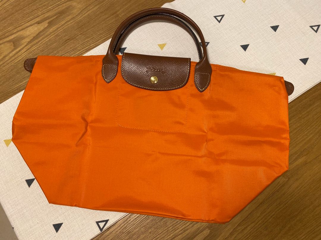 Longchamp La Pliage Nylon Bag (medium size), 名牌, 手袋及銀包 Carousell