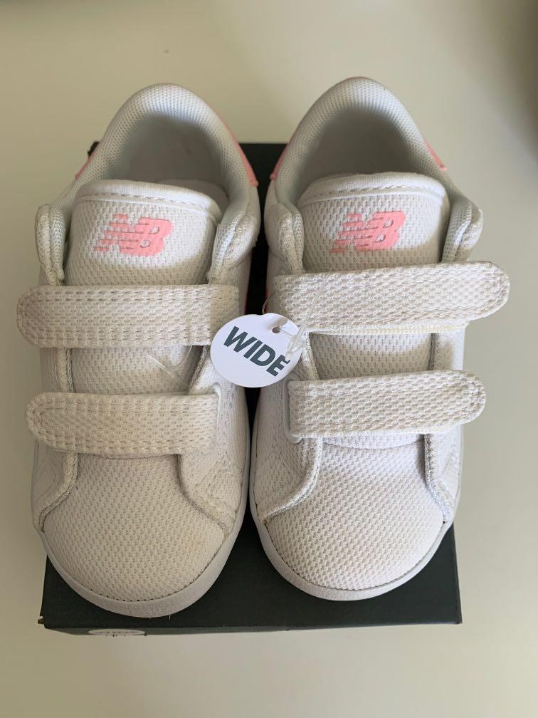 new balance kids size 1