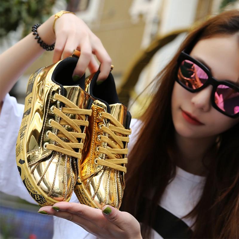 Golden casual top shoes