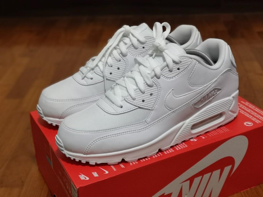 Nike Air Max 90 triple white