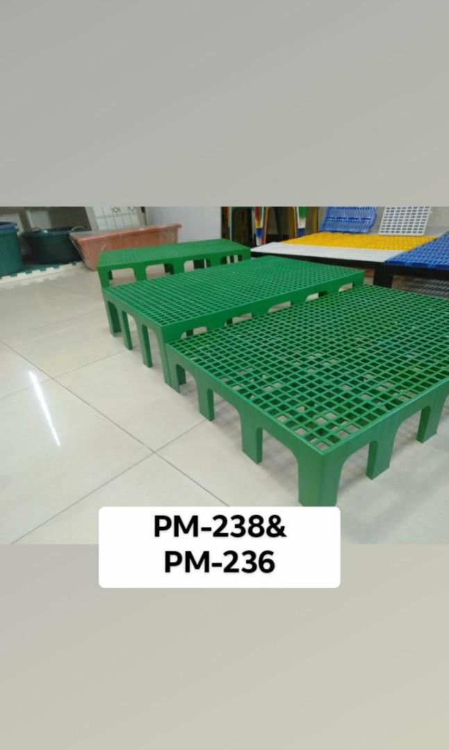 Plastic Matting With Stand Elevated Matting Home Furniture Home Tools And Accessories On Carousell