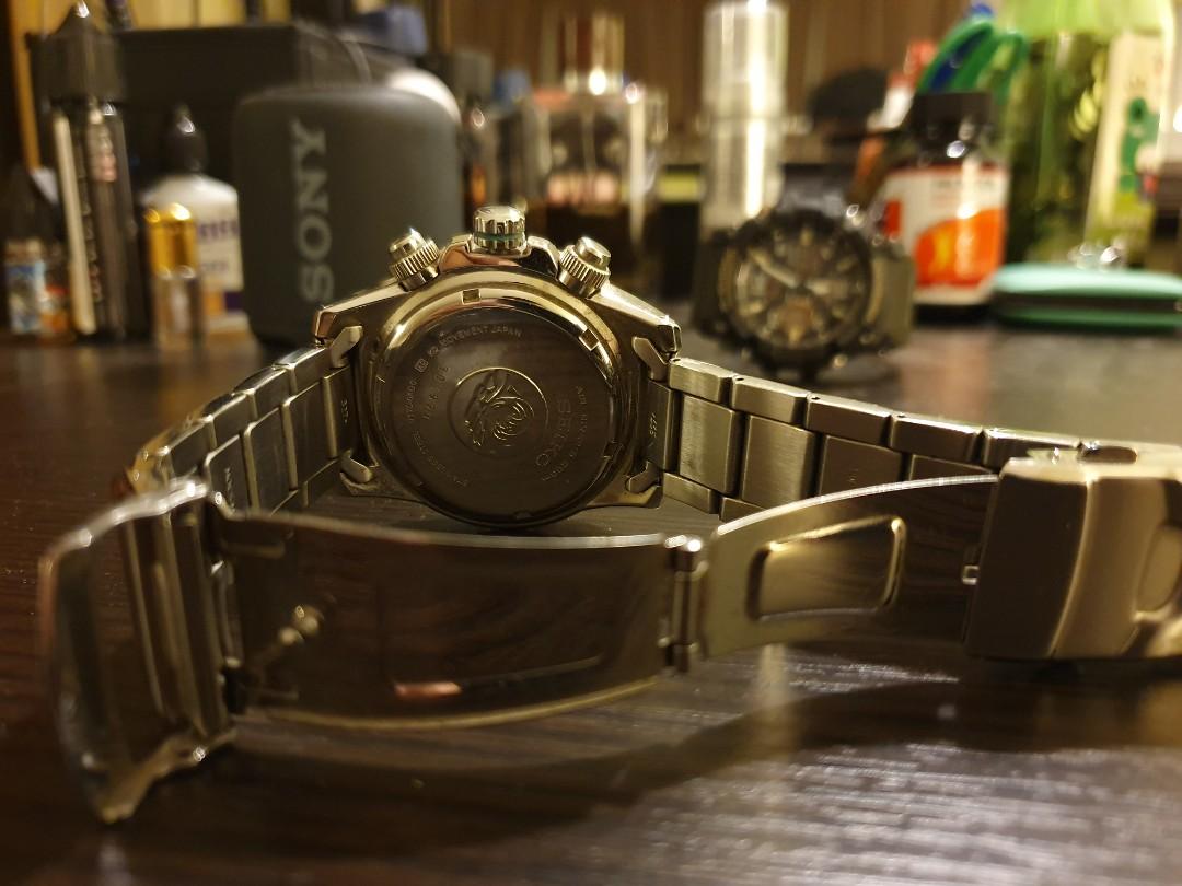 Seiko Men Silvertone Solar Chronograph Diver Watch Men s Fashion